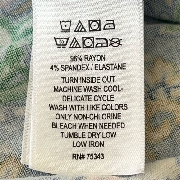 Christian Siriano Women's Plus 1X Geometric Scoop Neck Blouse Multicolor - Picture 3 of 7